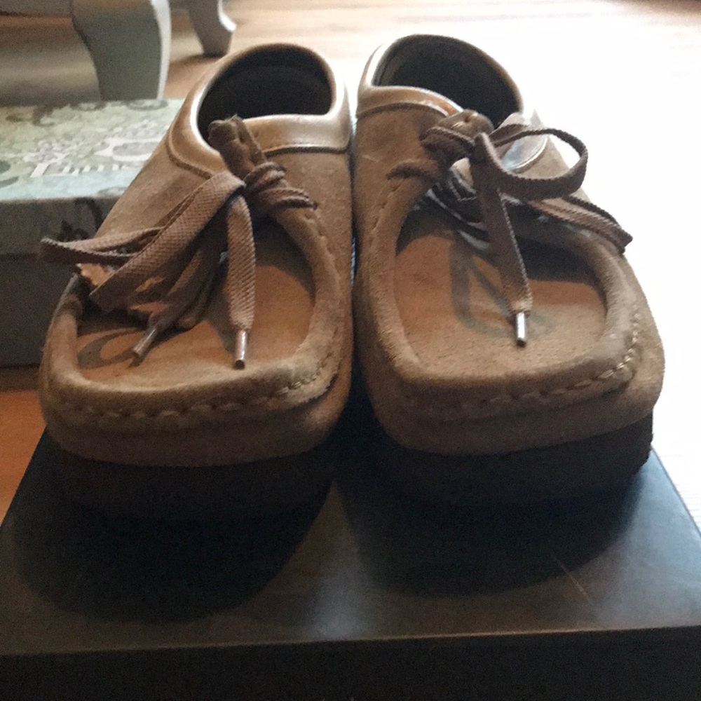 Clarks Wallabees